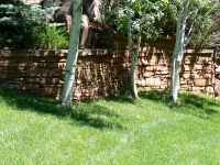 Dry Stack Retaining Wall with Capstone